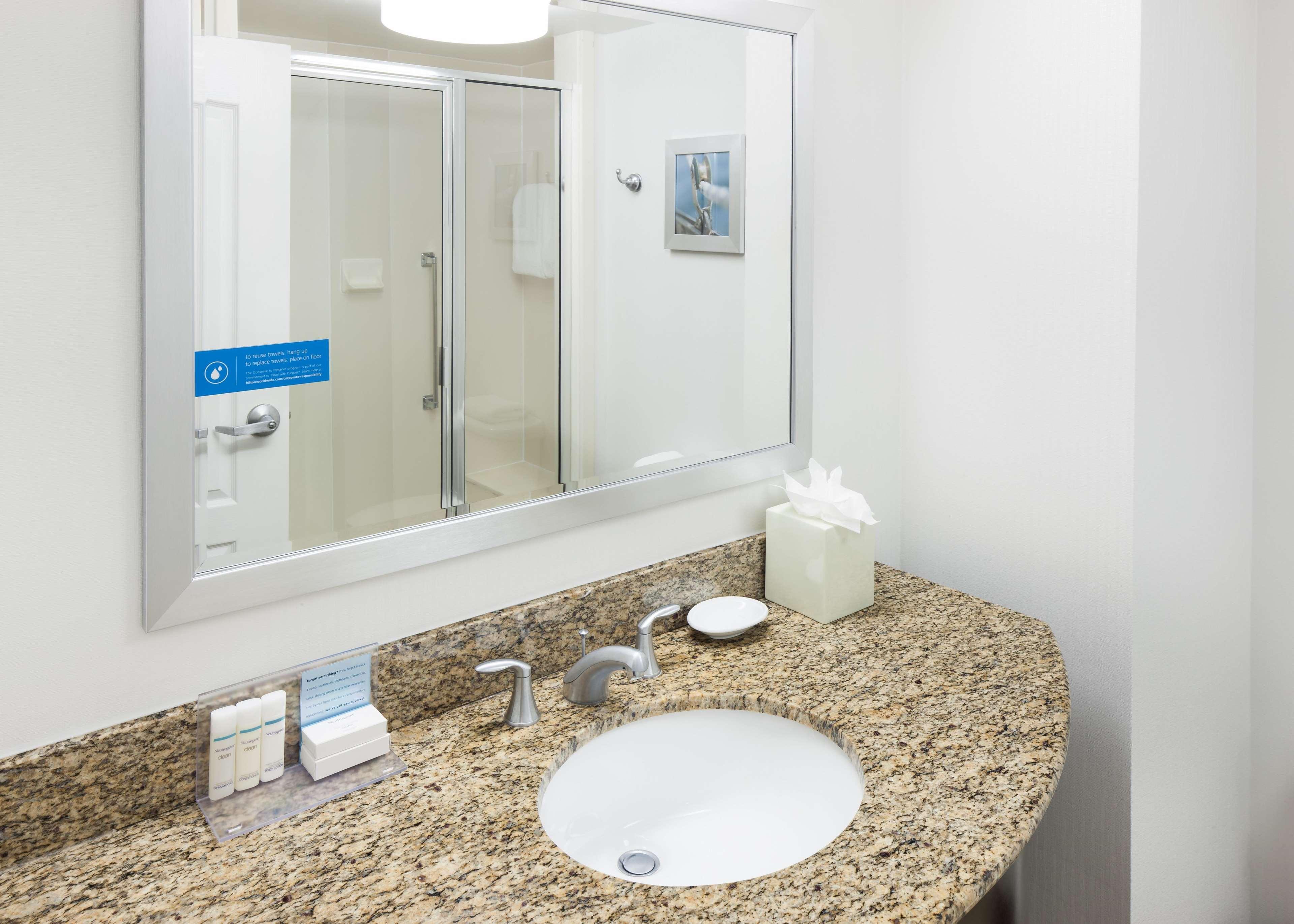 Hampton Inn Ft Lauderdale Airport North Cruise Port Fort Lauderdale Exterior photo